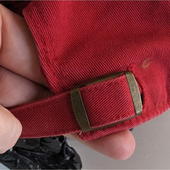 Titleist Red White Golf Strapback Hat EUC OSFM - Picture 5 of 9